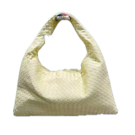 XXL - Butter Yellow